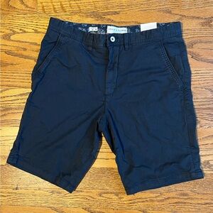 NWT Denim & Flower Mens Navy Flat Front Shorts size 30x9